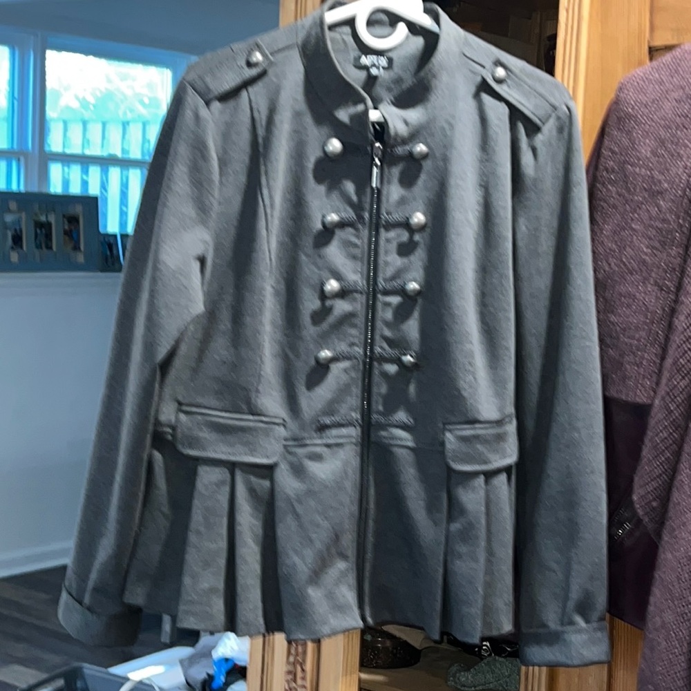APT 9 Gray Military look Blazer